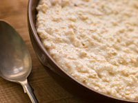 Опарыши в каше: учащиеся Томского кадетского училища объявили голодовку