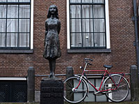 В Париже состоится презентация комикса, сделанного по мотивам дневника Анны Франк