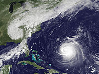 Побережье Мексики атакует тропический шторм 