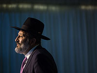 Арье Дери допрашивают в подразделении 