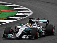 Победителем