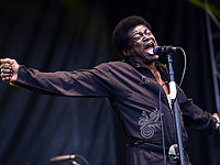 Умер американский певец соул Чарльз Брэдли
