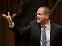 Одед Форер потребовал лишить лицензии арабских врачей, бойкотирующих гимн Израиля