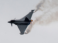 В Испании после праздничного парада разбился истребитель