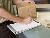 Минфин РФ намерен снизить порог беспошлинного ввоза товаров в Россию до 20 евро