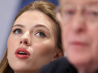 Скарлетт Йоханссон расплакалась, узнав, что ее дед погиб в Варшавском гетто