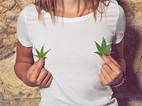 Исследование: люди, регулярно употребляющие каннабис, чаще занимается сексом