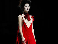 Классика на современный лад: неделя моды в Пекине. Фоторепортаж 
