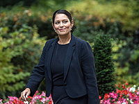 Британский министр Прити Пател провела