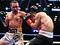 Бокс. Россиянин, уроженец Казахстана, завоевал пояс чемпиона мира