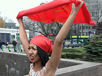 Акция FEMEN в Киеве. 7 ноября 2017 года