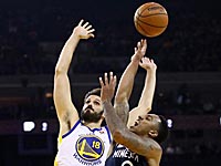 Омри Каспи набрал 13 очков. 