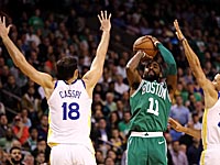 Омри Каспи сделал 8 подборов за 8 минут. 