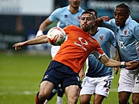 Сын участника чемпионата мира 1998 года забил гол ударом со своей половины поля