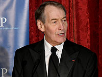 Восемь женщин обвинили телеведущего Чарли Роуза в домогательствах, его шоу приостановлено