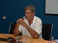 Экс-заместитель директора 