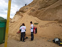 Около отеля в Нетании мужчина упал с обрыва, была проведена спасательная операция