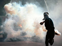 Задержаны десять арабов, бросавшие бутылки с