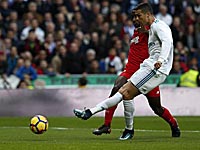 Криштиану Роналду забил два мяча. 