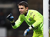 Иранец помог вратарю голландского клуба забить мяч в свои ворота