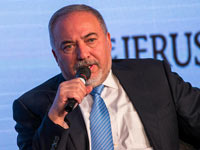 Либерман призвал к бойкоту арабской Вади Ара