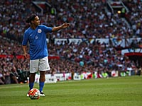 Роналдиньо забил гол ударом с 60 метров