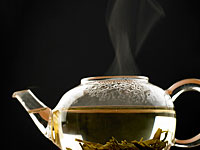 Исследование: употребление горячего или теплого чая снижает риск развития глаукомы