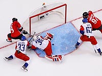 Кубок Первого канала: финны разгромили корейцев, чехи - канадцев