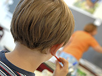 Директор школы ударила третьеклассника по лицу и запугала