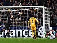 FourFourTwo: гол 2017 года забил Энди Кэролл