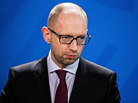 Арсения Яценюка задержали в аэропорту Женевы