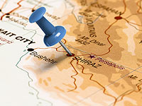 В Ширазе осквернены синагога и свитки Торы