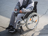 Борцы за права инвалидов блокировали движение по шоссе №4