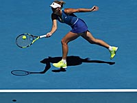 Каролин Возняцки и Агнешка Радваньска вышли в четвертьфинал турнира в Окленде