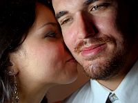 Канадские ученые: запах знакомого мужчины успокаивает женщин