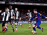 Месси-юбиляр забил гол.