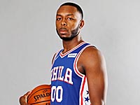 Бывший защитник