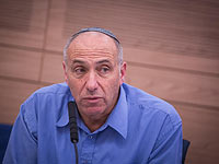 У депутата Моти Йогева скончалась мать: голосование по закону о работе магазинов по субботам снова под угрозой срыва