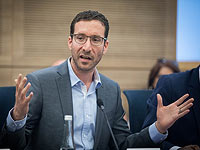 Возобновилось голосование по закону о магазинах