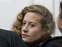 Продлен срок ареста 16-летней арабки, подозреваемой в нападении на солдат ЦАХАЛа  