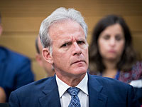 Майкл Орен: 