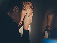 14-летняя австралийка, снявшаяся в рекламе шляп, покончила с собой из-за травли