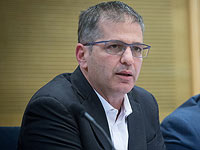 Из-за разногласий между депутатами Амсалемом и Кишем возник коалиционный кризис