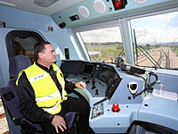 Исраэль Кац совершил пробную поездку на поезде по