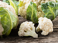 Россиянин задержан при попытке ввезти в РФ 30 млн рублей в иранской цветной капусте