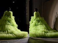 Помноженная красота: неделя моды в Париже. Фоторепортаж 
