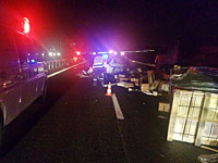 В районе развязки Эйн-Тут произошла авария с участием двух грузовых автомобилей