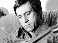 Владимир Высоцкий 5 марта 1979 года    в своей московской квартире на Малой Грузинской