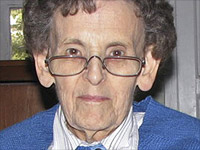 Умерла Элизабет Хоули, 