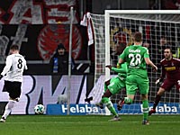 Азар не реализовал пенальти. Команда Талеба Таватхи победила